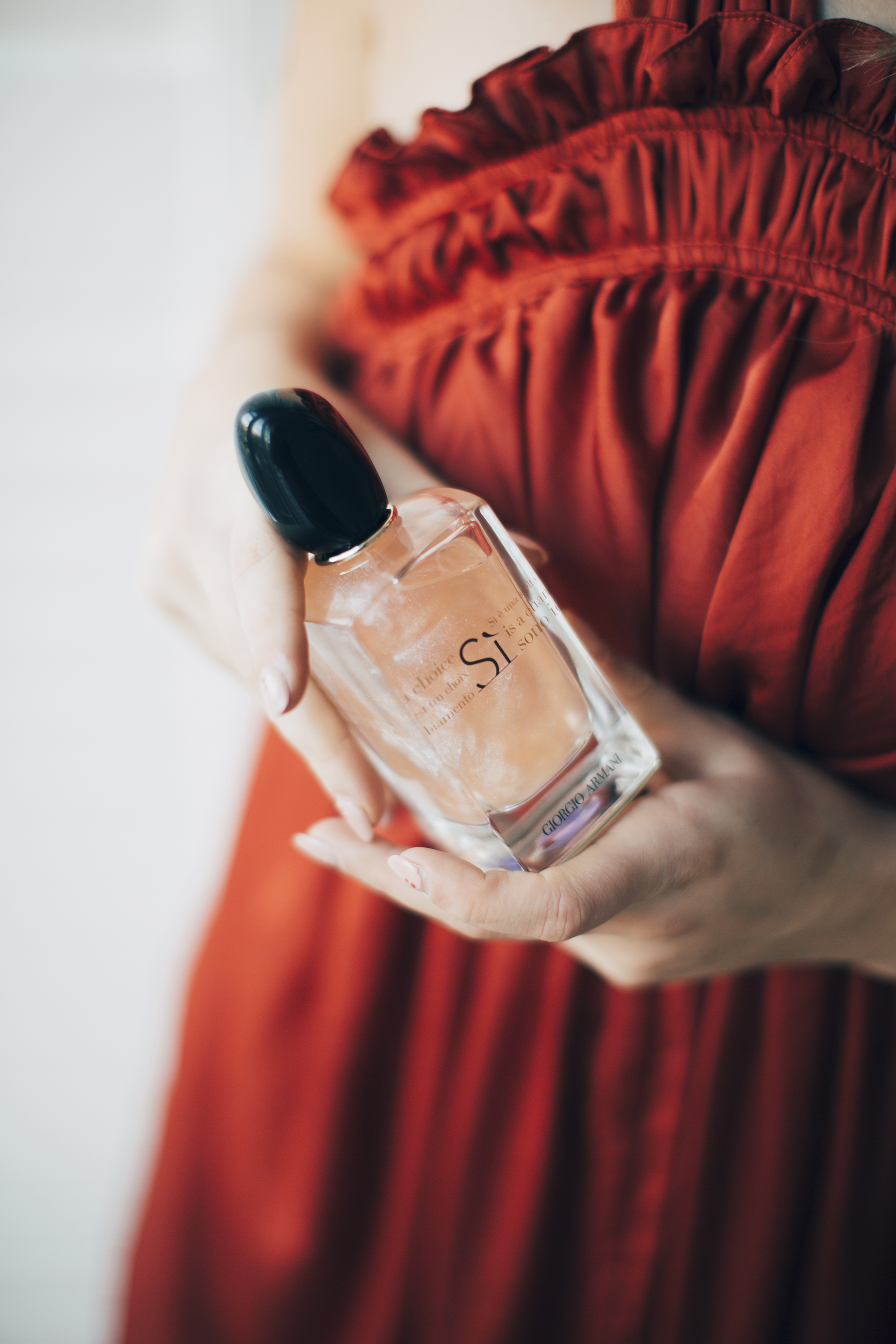 FINAL-suzie-hello-october-armani-beauty-december-2017-41 FINAL-suzie-hello-october-armani-beauty-december-2017-41