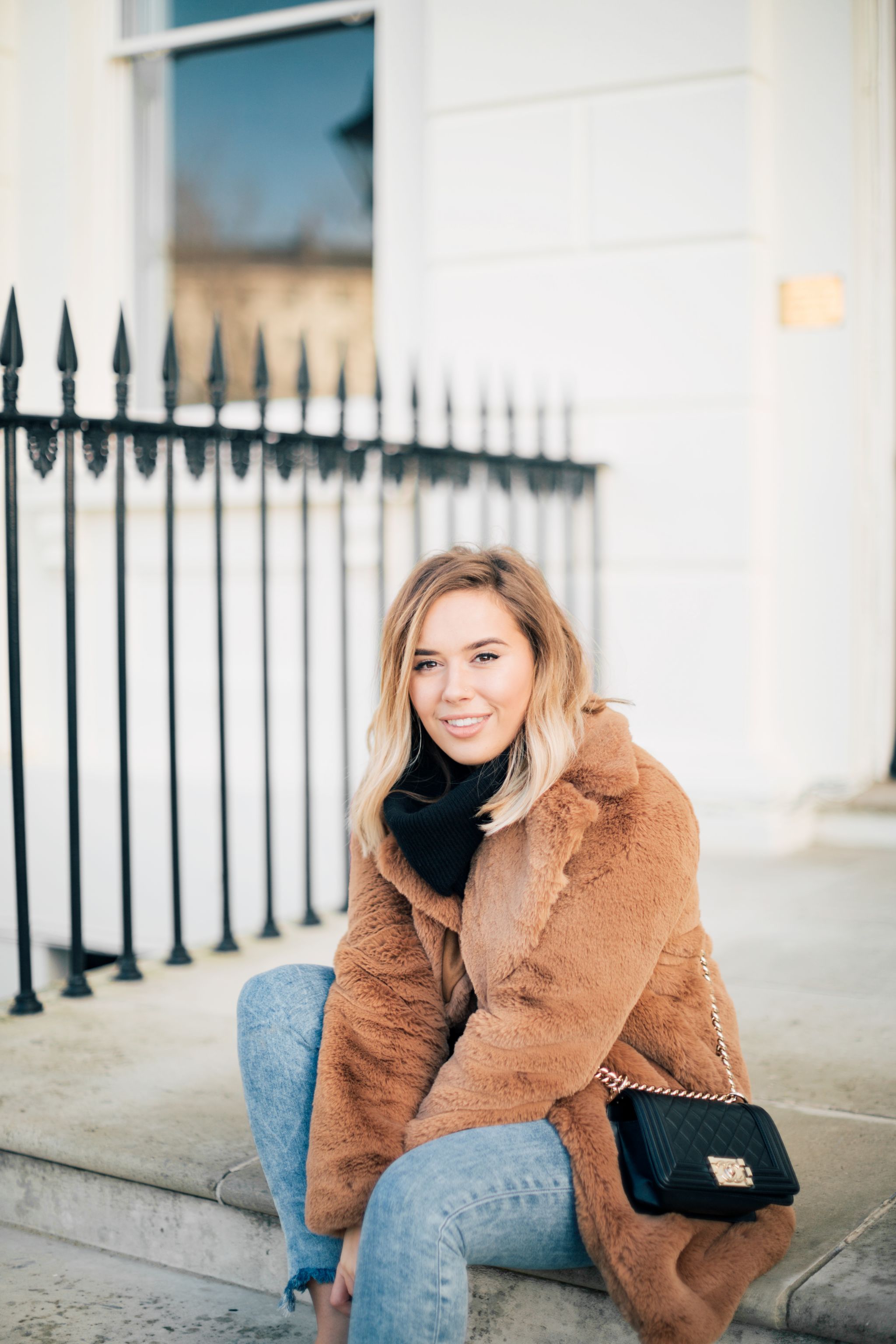 suzie-hello-october-teddy-coat-winter-outfit-chanel-bag-december-2017-19 suzie-hello-october-teddy-coat-winter-outfit-chanel-bag-december-2017-19